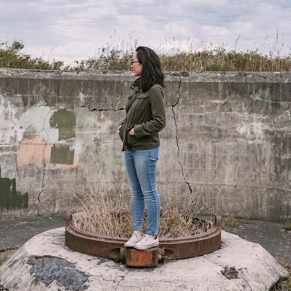 Meet Your Posher - Picture 4 of 4